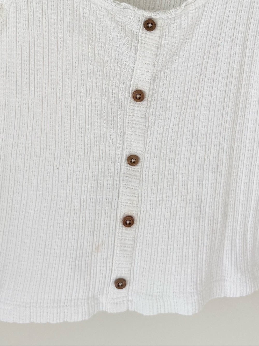 Zara White Button-Front Ribbed Knit Tank - Picture 3 of 5